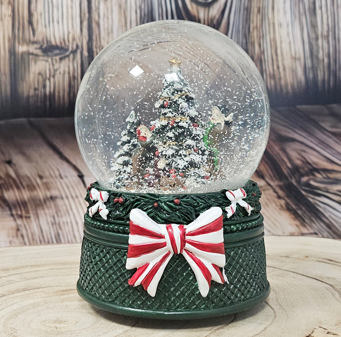 Nostalgische Schneekugel Christbaum schmücken Weihnachtsdekor grün 100 mm Durchmesser mit Spieluhr