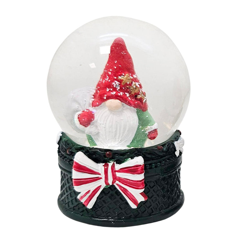 Süße Mini-Schneekugel Weihnachtswichtel Geschenkesack auf Sockel grün B: 45mm