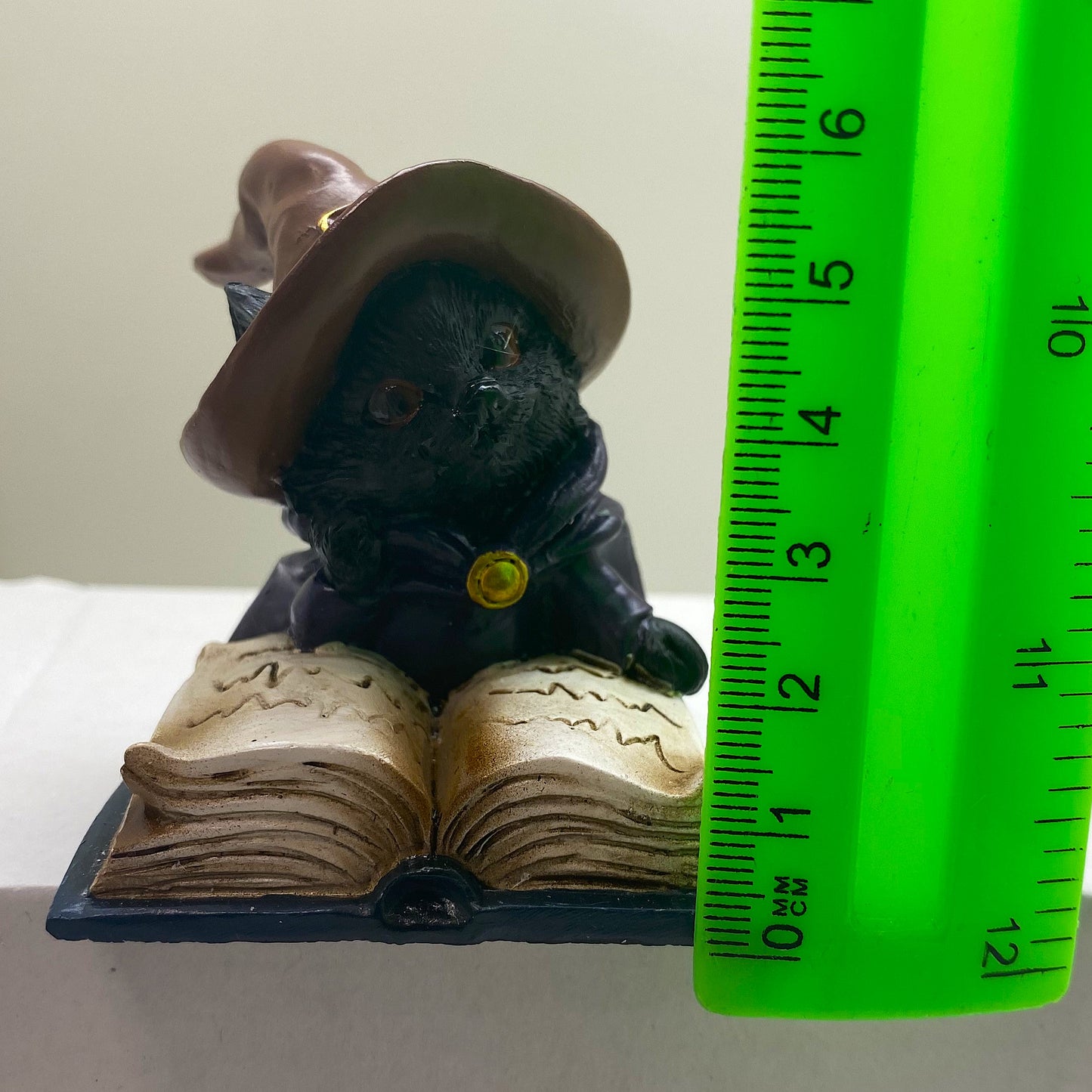 Innenmodell "Schwarze Katze mit braunen Hut" - 50 x 70 mm