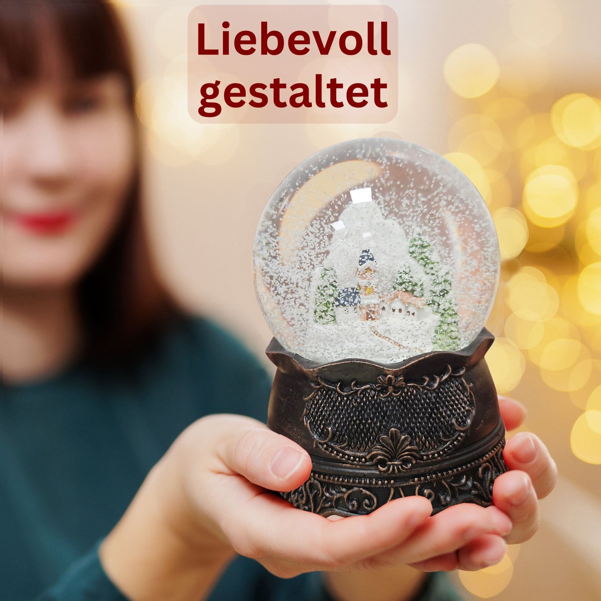 Nostalgische Schneekugel Bergdorf auf Ornamentsockel kupfer antik 100 mm Durchmesser mit Spieluhr - Schneekugelhaus