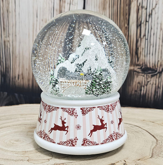 Nostalgische Schneekugel Berglandschaft Brücke Hüttenzauber 100 mm Durchmesser mit Spieluhr - Schneekugelhaus