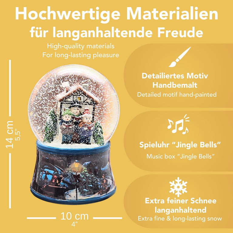 Nostalgische Schneekugel Weihnachtssinger vor Fachwerkhaus auf Sockel Eisläufer 100 mm Durchmesser mit Spieluhr - Schneekugelhaus